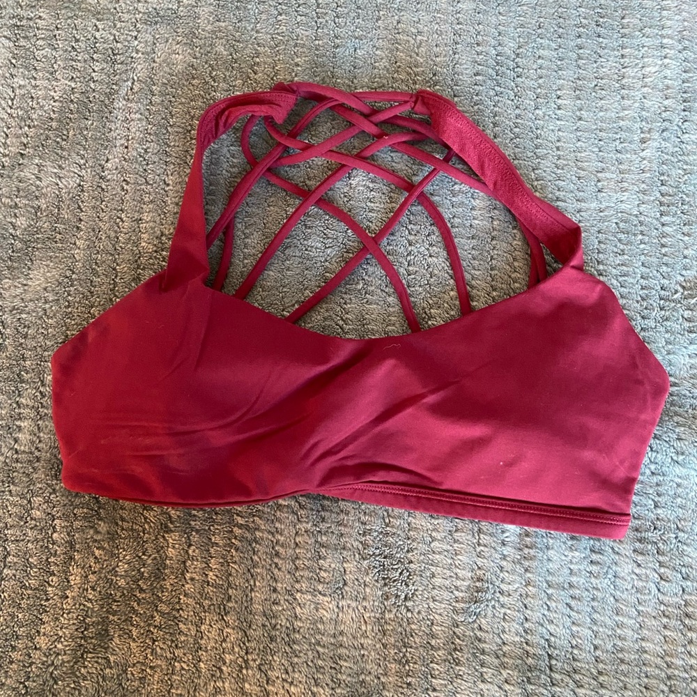 Lululemon Free to Be Bra